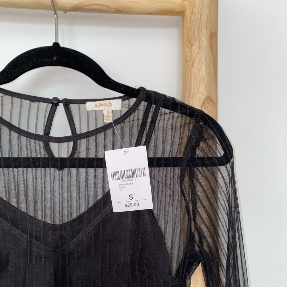 Forever 21 Top - Picture 3 of 5